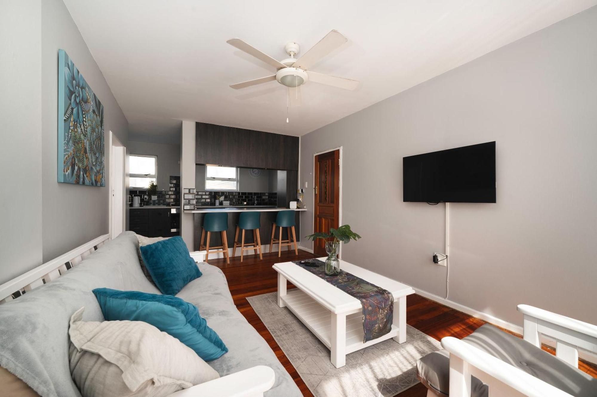 Admirals Lodge Guest House And Brightways Self Catering Apartments Port Elizabeth Dış mekan fotoğraf