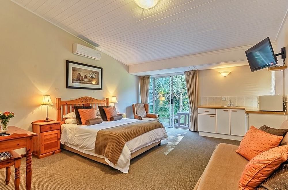 Admirals Lodge Guest House And Brightways Self Catering Apartments Port Elizabeth Dış mekan fotoğraf