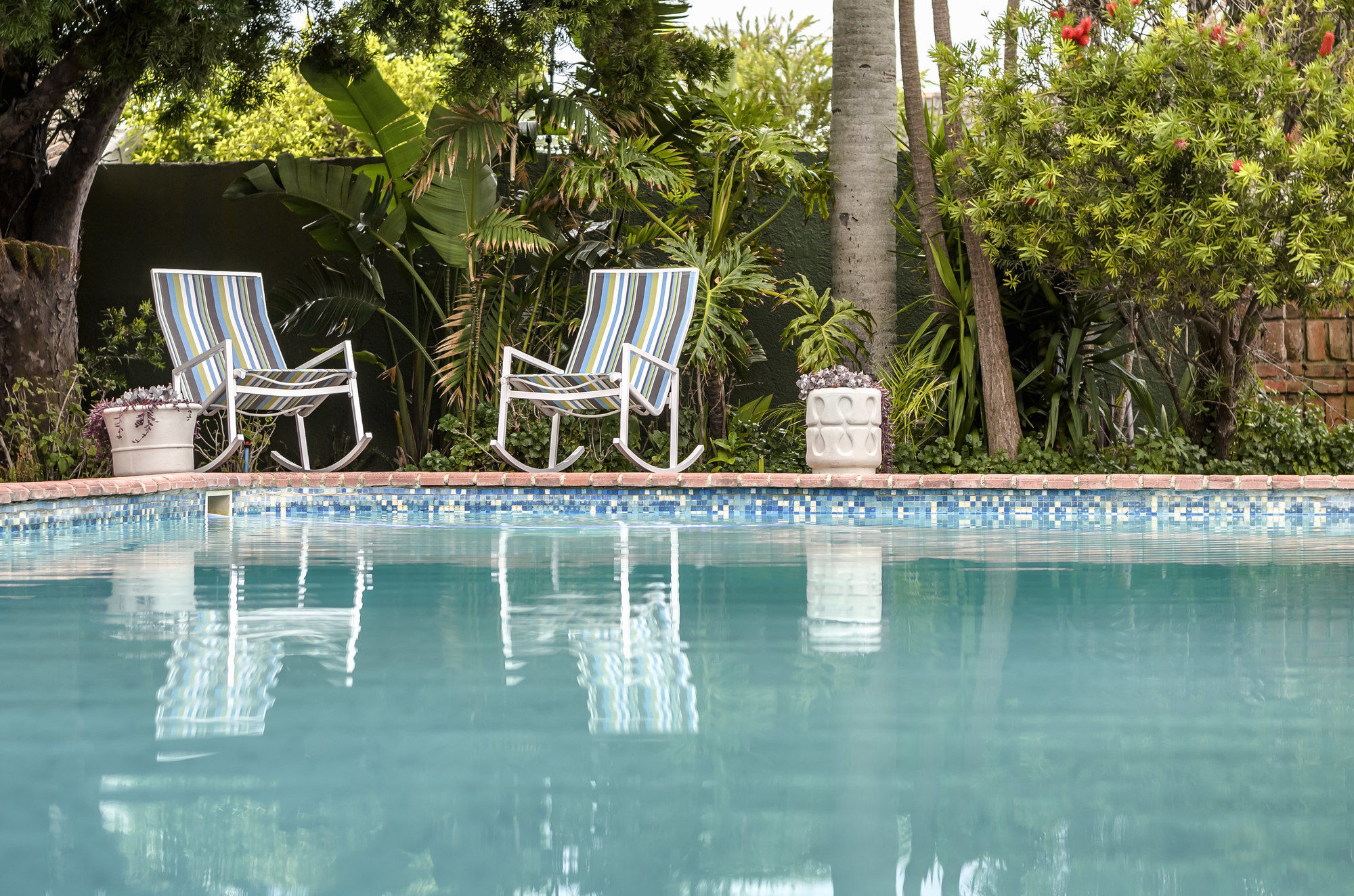 Admirals Lodge Guest House And Brightways Self Catering Apartments Port Elizabeth Dış mekan fotoğraf