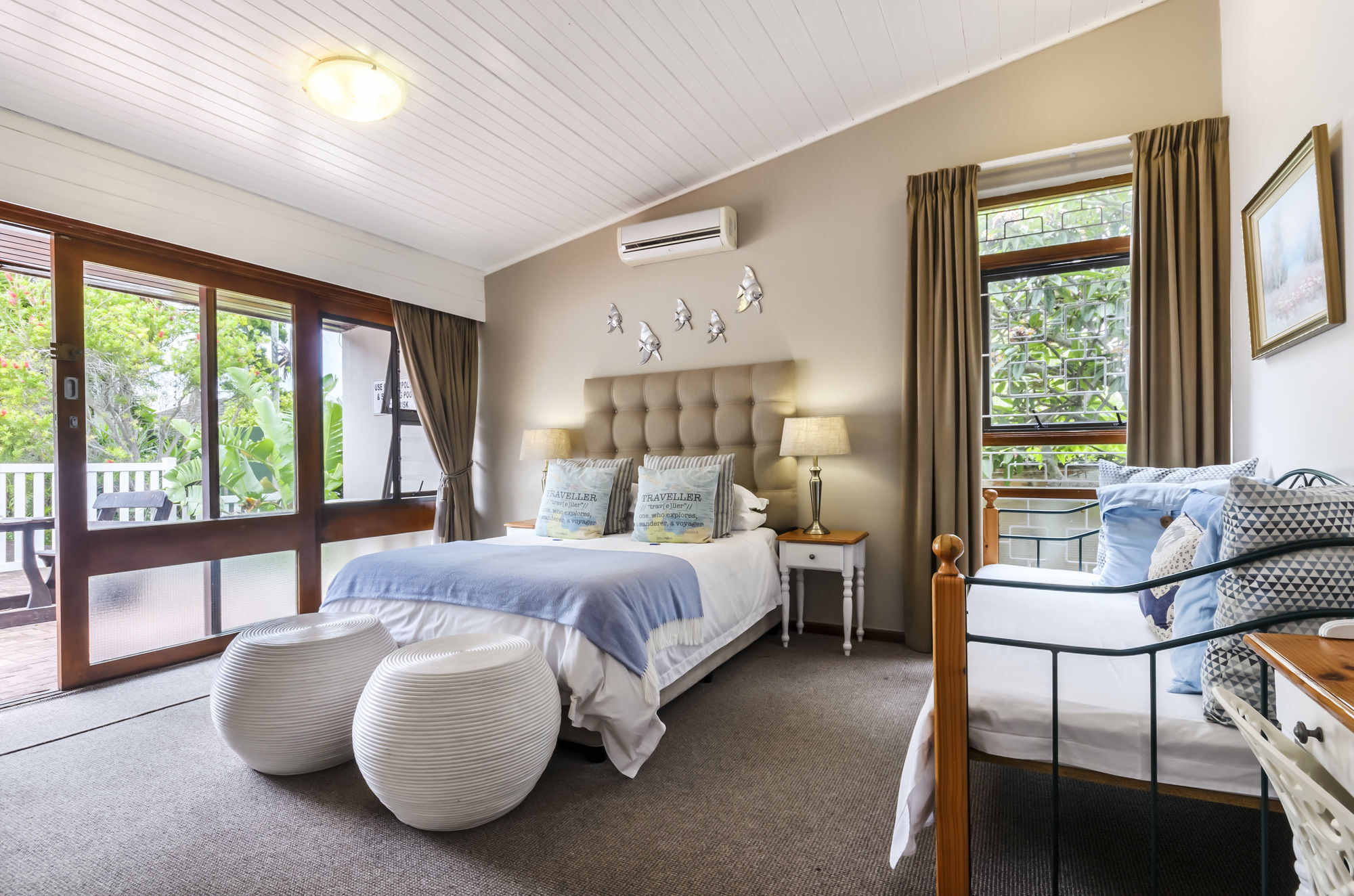 Admirals Lodge Guest House And Brightways Self Catering Apartments Port Elizabeth Dış mekan fotoğraf